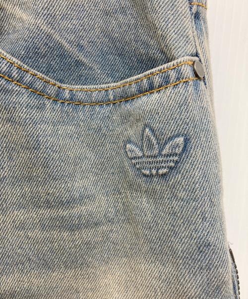 adidas（アディダス）adidas (アディダス) ADILENIUM シーズン 3 ジップ ウォッシュド デニム パンツ ブルー サイズ:31の古着・服飾アイテム