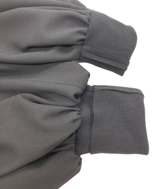 ENFOLD（エンフォルド）ENFOLD (エンフォルド) コットン ウェーブカラー ブラウス プルオーバー ブラック サイズ:38の古着・服飾アイテム