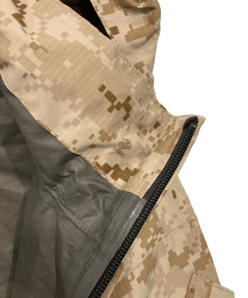 USMC（ユーエスエムシー）USMC (ユーエスエムシー) ライトウェイトゴアテックスパーカ/Lightweight Exposure Jacket ベージュ サイズ:small-regularの古着・服飾アイテム