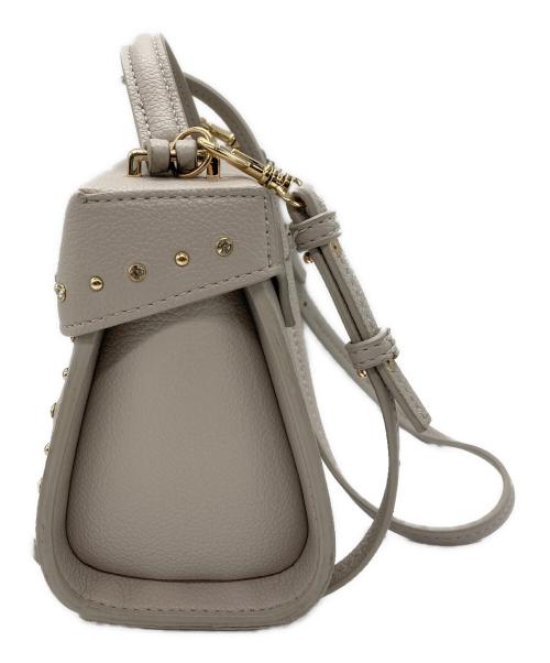 CELFORD（セルフォード）CELFORD (セルフォード) ビジュースタッズポシェット ベージュの古着・服飾アイテム