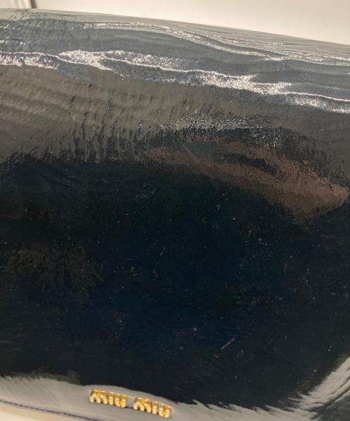 MIU MIU（ミュウミュウ）MIU MIU (ミュウミュウ) ショルダーバッグ ネイビーの古着・服飾アイテム