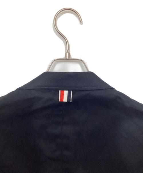 THOM BROWNE. NEW YORK（トムブラウン ニューヨーク）THOM BROWNE. NEW YORK (トムブラウン ニューヨーク) コットン ツイル 4BAR スポーツコート ネイビー サイズ:2の古着・服飾アイテム