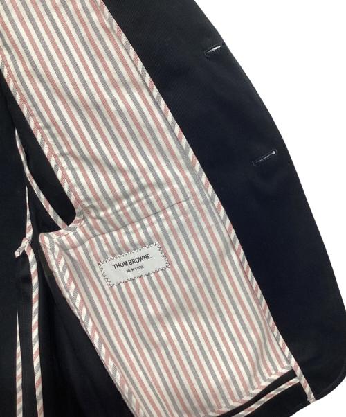 THOM BROWNE. NEW YORK（トムブラウン ニューヨーク）THOM BROWNE. NEW YORK (トムブラウン ニューヨーク) コットン ツイル 4BAR スポーツコート ネイビー サイズ:2の古着・服飾アイテム