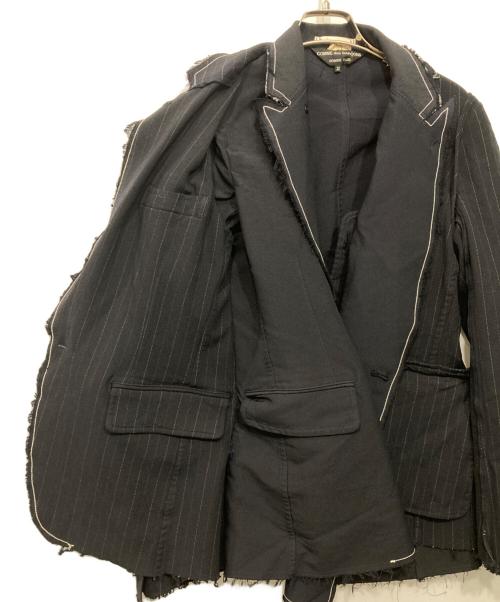 COMME des GARCONS HOMME PLUS（コムデギャルソンオムプリュス）COMME des GARCONS HOMME PLUS (コムデギャルソンオムプリュス) ポリ縮絨ストライプ重ねジャケット ネイビー サイズ:XSの古着・服飾アイテム