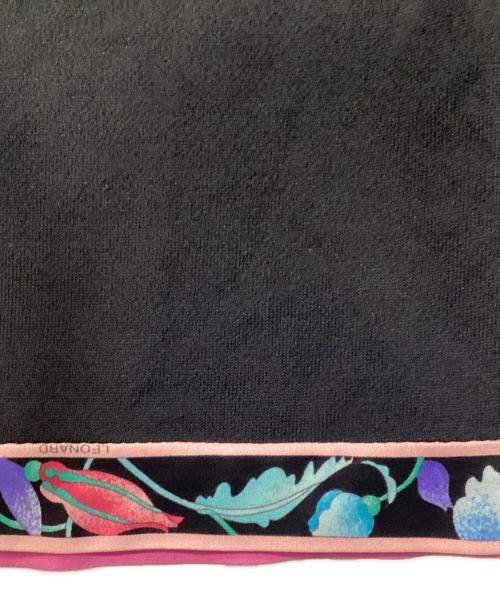 LEONARD FASHION（レオナールファッション）LEONARD FASHION (レオナールファッション) 花柄ブラウス ブラック サイズ:40の古着・服飾アイテム