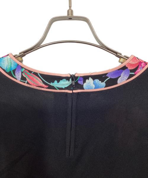 LEONARD FASHION（レオナールファッション）LEONARD FASHION (レオナールファッション) 花柄ブラウス ブラック サイズ:40の古着・服飾アイテム