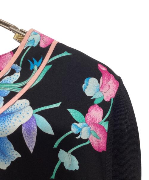 LEONARD FASHION（レオナールファッション）LEONARD FASHION (レオナールファッション) 花柄ブラウス ブラック サイズ:40の古着・服飾アイテム