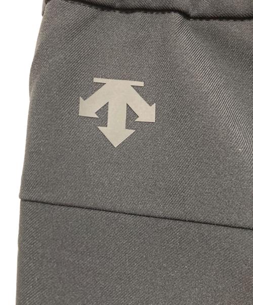 DESCENTE ALLTERRAIN（デザイント オルテライン）DESCENTE ALLTERRAIN (デザイント オルテライン) テックレギュラーパンツ ブラック サイズ:Lの古着・服飾アイテム