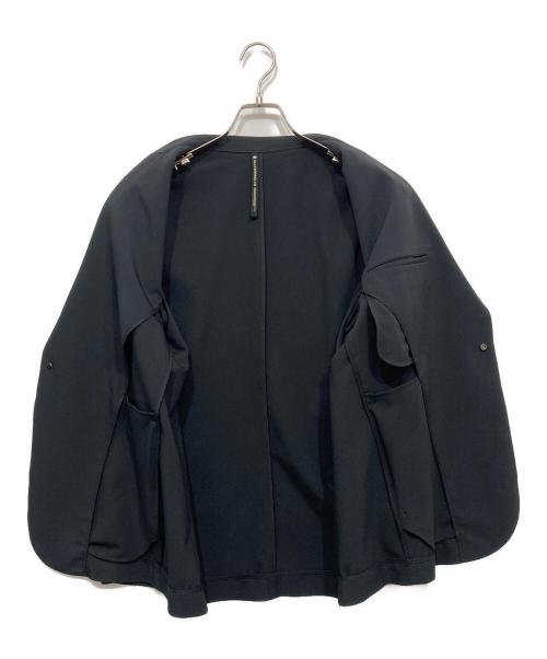 DESCENTE ALLTERRAIN（デザイント オルテライン）DESCENTE ALLTERRAIN (デザイント オルテライン) テックテーラードスリムジャケット ブラック サイズ:Lの古着・服飾アイテム