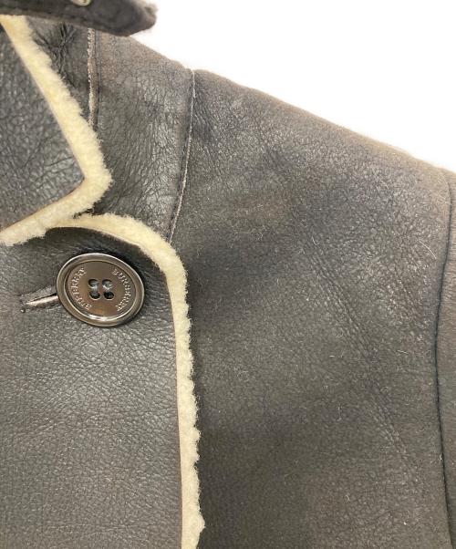 BURBERRY LONDON（バーバリーロンドン）BURBERRY LONDON (バーバリーロンドン) ショート丈ムートンジャケット ブラック サイズ:38の古着・服飾アイテム