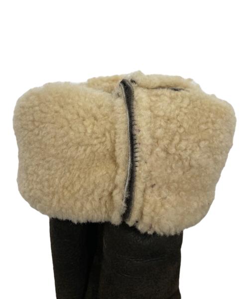 BURBERRY LONDON（バーバリーロンドン）BURBERRY LONDON (バーバリーロンドン) ショート丈ムートンジャケット ブラック サイズ:38の古着・服飾アイテム