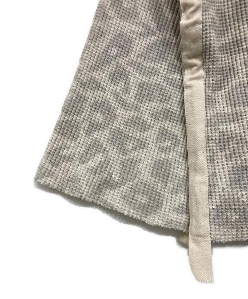 Name.（ネーム）Name. (ネーム) LEOPARD WAFFLE TAPED LOOSE SLEEVE TEE/レオパード　ワッフル　テープ　ルーズスリーブ　ティー アイボリー×グレー サイズ:2の古着・服飾アイテム