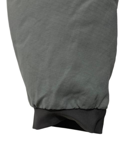 ARC'TERYX（アークテリクス）ARC'TERYX (アークテリクス) BEAMS (ビームス) Atom AR Hoody/アトム　エーアール　フーディ グレー サイズ:Mの古着・服飾アイテム
