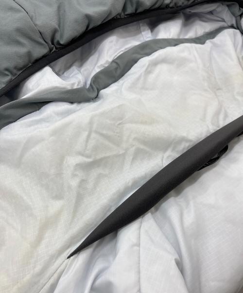 ARC'TERYX（アークテリクス）ARC'TERYX (アークテリクス) BEAMS (ビームス) Atom AR Hoody/アトム　エーアール　フーディ グレー サイズ:Mの古着・服飾アイテム