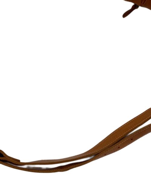 IL BISONTE（イル ビゾンテ）IL BISONTE (イル ビゾンテ) 三日月型レザーショルダーバッグ ブラウンの古着・服飾アイテム