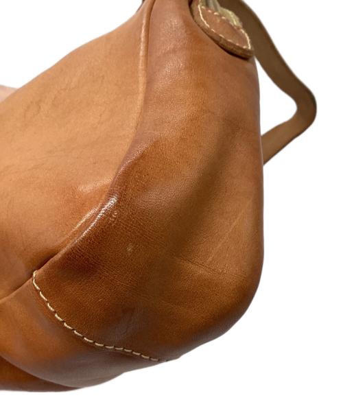 IL BISONTE（イル ビゾンテ）IL BISONTE (イル ビゾンテ) レザーショルダーバッグ ブラウンの古着・服飾アイテム
