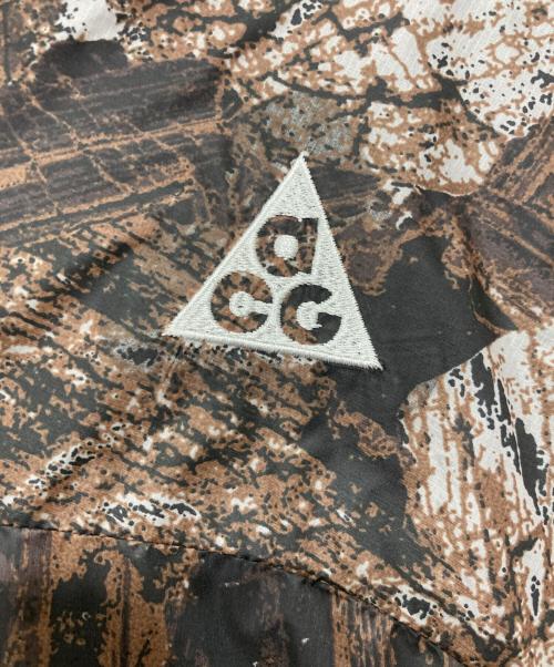 NIKE ACG（ナイキエーシージー）NIKE ACG (ナイキエーシージー) WNDPRF CNDR CN AO HOODIE JACKET ブラウン サイズ:Sの古着・服飾アイテム