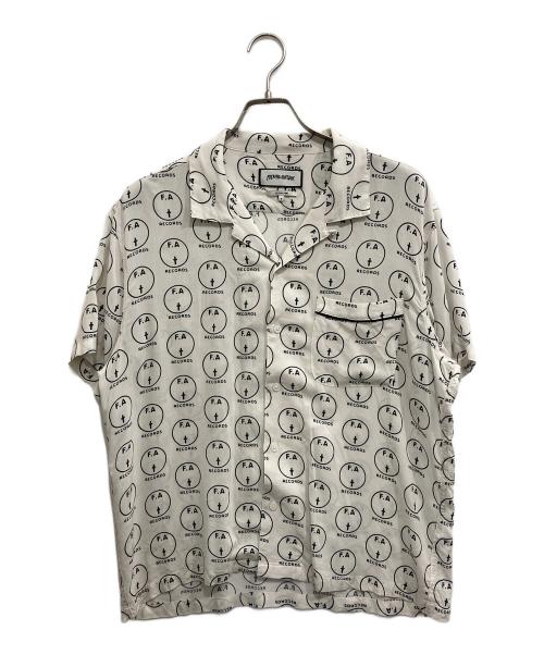 FUCKING AWESOME（ファッキンオーサム）FUCKING AWESOME (ファッキンオーサム) F.A Record Club Shirt ホワイト サイズ:Mの古着・服飾アイテム