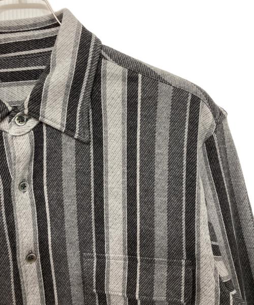 Kinema（キネマ）kinema (キネマ) ジャガードストライプパジャマシャツ グレー サイズ:Mの古着・服飾アイテム