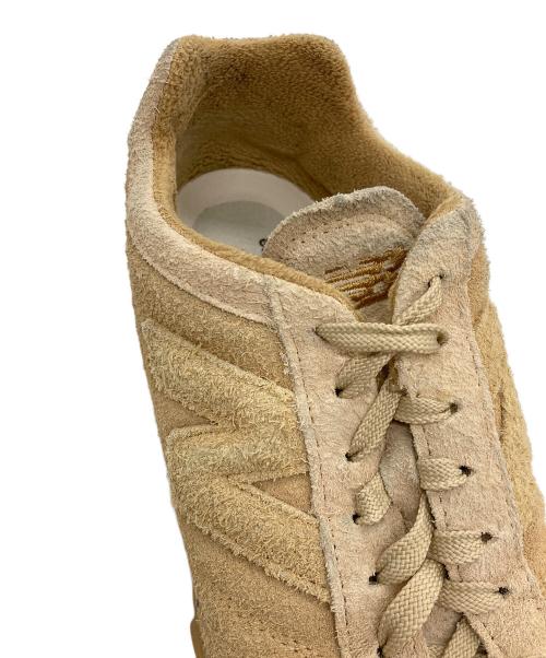 NEW BALANCE（ニューバランス）NEW BALANCE (ニューバランス) AURALEE (オーラリー) ローカットスニーカー ベージュ サイズ:27cm/US9の古着・服飾アイテム