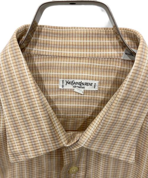 Yves Saint Laurent chemises（イヴサンローランシュミーズ）Yves Saint Laurent chemises (イヴサンローランシュミーズ) ストライプシャツ ベージュ サイズ:16の古着・服飾アイテム