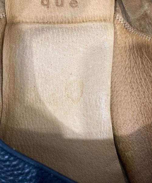 que（キュー）que (キュー) レザースリッポン ブラック サイズ:Mの古着・服飾アイテム