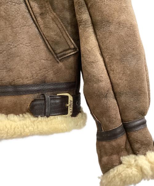 AVIREX（アヴィレックス）AVIREX (アヴィレックス) B-3 ムートンジャケット ブラウン サイズ:38の古着・服飾アイテム