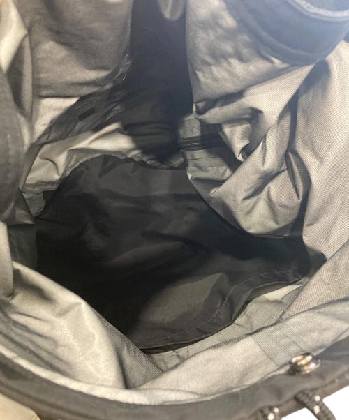 CMF OUTDOOR GARMENT（コンフィーアウトドアガーメント）CMF OUTDOOR GARMENT (コンフィーアウトドアガーメント) ロールバッグ ブラックの古着・服飾アイテム