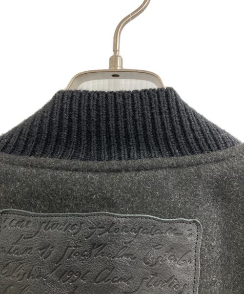 Acne studios（アクネ ストゥディオス）Acne studios (アクネ ストゥディオス) Leather Panel Wool Varsity Bomber Jacket/レザーパネル ウールバーシティボンバージャケット チャコールグレー サイズ:46の古着・服飾アイテム