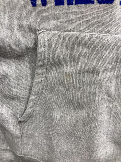 Champion REVERSE WEAVE（チャンピオン リバース ウィーブ）Champion REVERSE WEAVE (チャンピオン リバース ウィーブ) 2段プリントリバースウィーブスウェットプルオーバーパーカー グレー サイズ:Sの古着・服飾アイテム