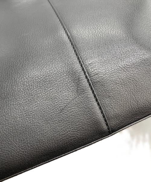 BURBERRY（バーバリー）BURBERRY (バーバリー) レザーハンドバッグ ブラックの古着・服飾アイテム