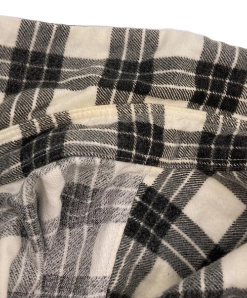 COMME des GARCONS HOMME PLUS（コムデギャルソンオムプリュス）COMME des GARCONS HOMME PLUS (コムデギャルソンオムプリュス) ネルシャツ ホワイト×ブラック サイズ:-の古着・服飾アイテム