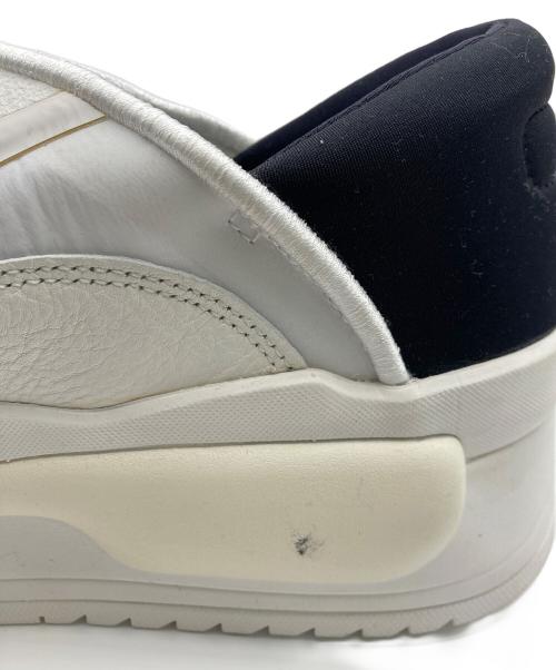Y-3（ワイスリー）Y-3 (ワイスリー) HOKORI 2ローカットスニーカー ホワイト サイズ:29cm/UK10.5/US11/FR45 1/3の古着・服飾アイテム