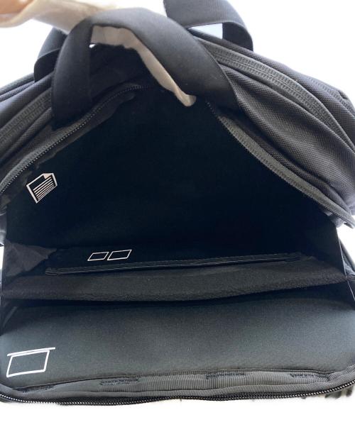 THE NORTH FACE（ザ ノース フェイス）THE NORTH FACE (ザ ノース フェイス) Shuttle Daypack Slim /シャトルデイパックスリム ブラックの古着・服飾アイテム