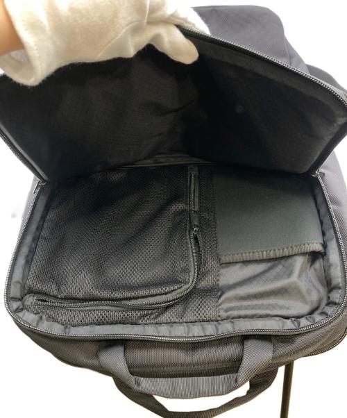 THE NORTH FACE（ザ ノース フェイス）THE NORTH FACE (ザ ノース フェイス) Shuttle Daypack Slim /シャトルデイパックスリム ブラックの古着・服飾アイテム