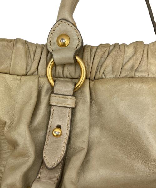 MIU MIU（ミュウミュウ）MIU MIU (ミュウミュウ) VITELLO LUX 2WAY BAG グリーンの古着・服飾アイテム