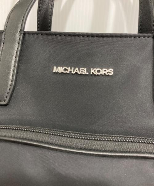 MICHAEL KORS（マイケルコース）MICHAEL KORS (マイケルコース) KHAI カーゴ ポケット トート スモール ブラックの古着・服飾アイテム