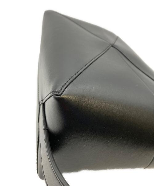 LOEWE（ロエベ）LOEWE (ロエベ) Puzzle Fold Wash Bag/パズル フォールド トラベルポーチ/ハンドバッグ ブラックの古着・服飾アイテム