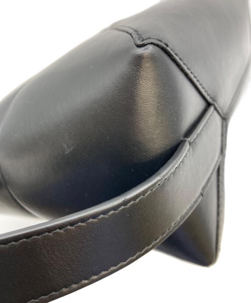 LOEWE（ロエベ）LOEWE (ロエベ) Puzzle Fold Wash Bag/パズル フォールド トラベルポーチ/ハンドバッグ ブラックの古着・服飾アイテム