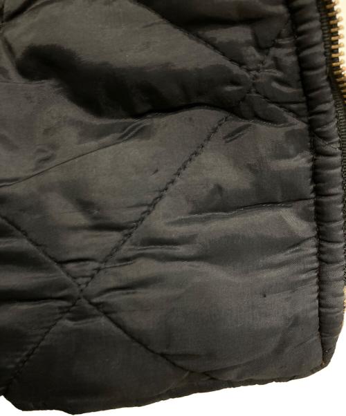 CarHartt（カーハート）CarHartt (カーハート) ダックベスト ブラウン サイズ:Medium Regularの古着・服飾アイテム