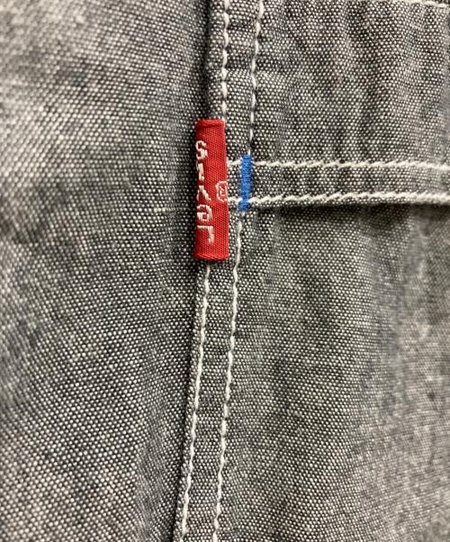 stussy（ステューシー）stussy (ステューシー) LEVI'S (リーバイス) シャンブレーシャツ グレー サイズ:XLの古着・服飾アイテム