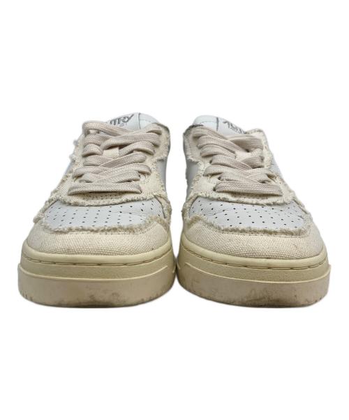 AUTRY（オートリ―）AUTRY (オートリ―) MEDALIST CB01 CANVAS BI ホワイト サイズ:36の古着・服飾アイテム