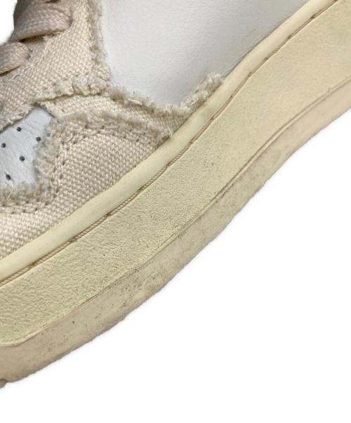 AUTRY（オートリ―）AUTRY (オートリ―) MEDALIST CB01 CANVAS BI ホワイト サイズ:36の古着・服飾アイテム