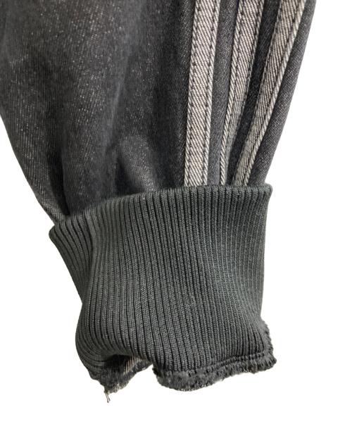 adidas（アディダス）adidas (アディダス) デニム ファイヤーバード トラックトップ ブラック サイズ:Mの古着・服飾アイテム