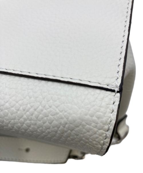 DES PRES（デ プレ）DES PRES (デ プレ) レザーハンドバッグ ホワイトの古着・服飾アイテム
