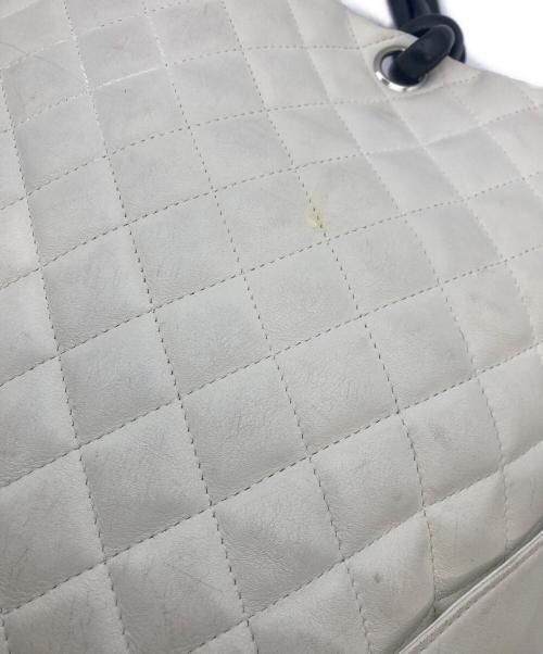 CHANEL（シャネル）CHANEL (シャネル) パイソンココマークトートバッグ アイボリーの古着・服飾アイテム