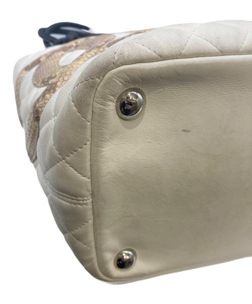 CHANEL（シャネル）CHANEL (シャネル) パイソンココマークトートバッグ アイボリーの古着・服飾アイテム