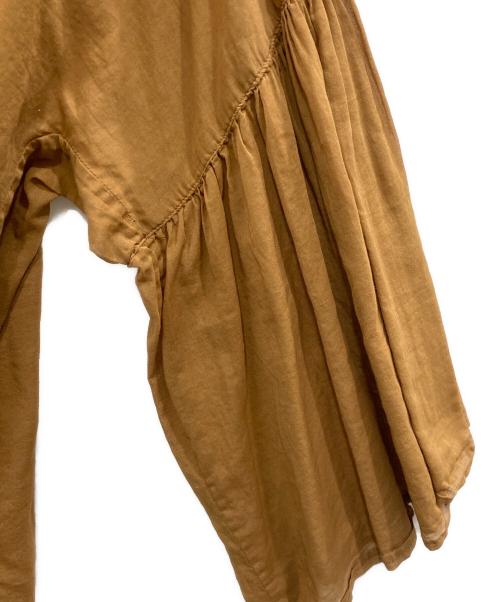 CABAN（キャバン）CABAN (キャバン) シアーコットン ギャザー ブラウス ブラウン サイズ:36の古着・服飾アイテム