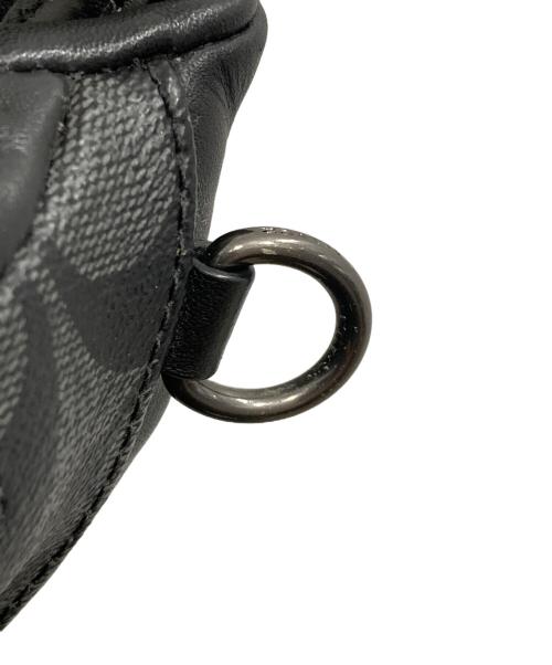 COACH（コーチ）COACH (コーチ) シグネチャー PVCウエストバッグ グレー×ブラックの古着・服飾アイテム
