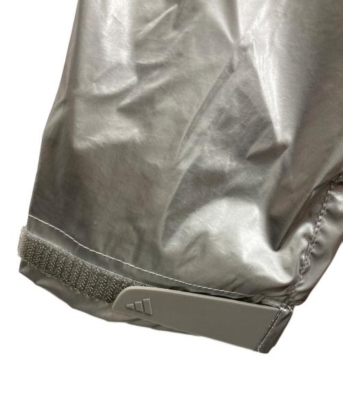 adidas（アディダス）adidas (アディダス) エキップメント メタリック ウインドブレーカー シルバー サイズ:M 未使用品の古着・服飾アイテム